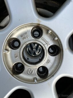 4x alu disky VW 5x112 R16, zimní pneu - 4
