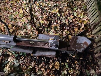 Štípačka za traktor - 4