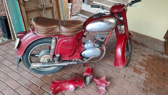 Jawa Čz 150 - 4
