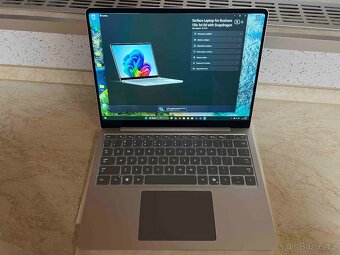 Surface Laptop Copilot+ PC 13″ – Snapdragon - 4