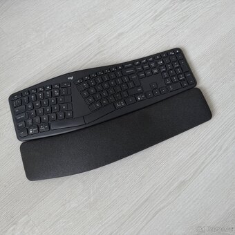 Klávesnice Logitech Ergo K860 - 4
