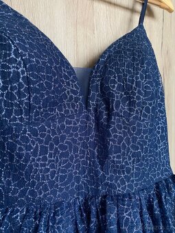 Tmavě modré maturitní plesové šaty S - 4