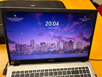 Acer Aspire 3 s příslušenstvím, 15,6", TOP stav - 4