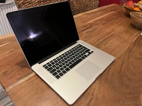 MacBook Pro 15 (2013) - 4