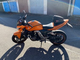 Kawasaki Z750 - 4