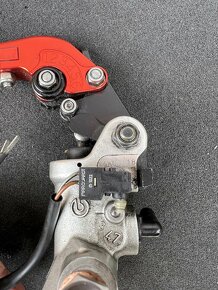 Brzdová pumpa BREMBO, Suzuki Gsxr 750 k6 - 4