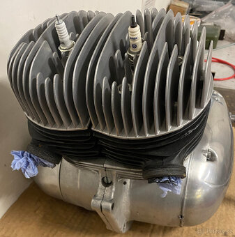 Jawa 350 panelka motor - 4