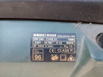 Sekačka a vyžínač Black & Decker - 4