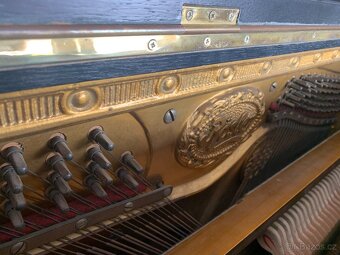 Piano Rosler - 4