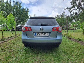 Volkswagen Passat B6 2.0 TDI 125 kW DSG, 2008, najeto 264 00 - 4