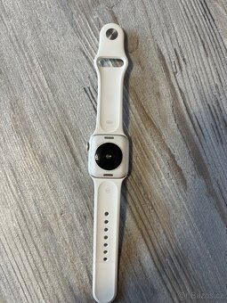 Chytré hodinky Apple Watch SE (Gen 2) 2024 - 4
