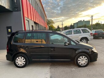 Volkswagen Touran 1.9 TDI 77kW = 7 miest, Bez korozie = - 4