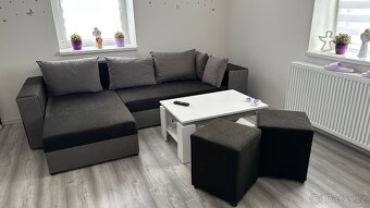 Rozkládací sedačka s úložnými taburety - 4