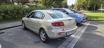 Mazda 3 1.6 rok 2004 - 4
