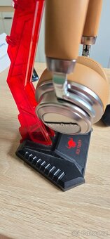 Čtyři kusy-stojánek na sluchátka Red Fighter - 4