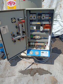 Briketovací lis. - 4