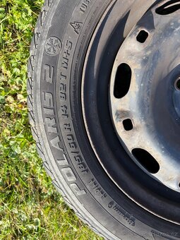 Tři zimní kola Fabia 6Jx14 H2 ET43 na dojezd - 4