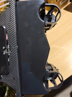 Zakrmovaci člun pro rybáře - 4