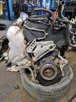 Golf VII 2,0tdi motor - 4