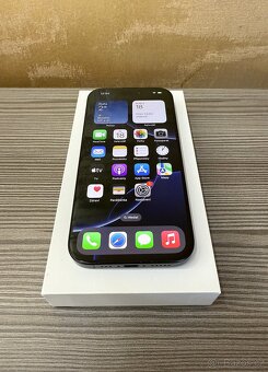Apple iPhone 16 Pro 256GB černý titan, 95% baterie - 4
