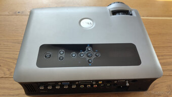 Dell 5100MP-projector specs s technologií DLP. - 4