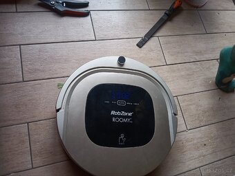 robotický vysavač ROOMY 4.0 - 4