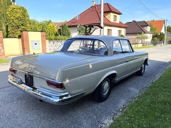 Predám Mercedes Benz W 111 coupe - 4