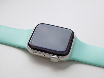 Apple Watch SE (2022) 40mm GPS Bílé - ZÁRUKA - SUPER STAV - 4