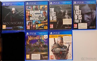 PSP, PS3, PS4, PS5 + nabíjecí stanice PS4 - 4