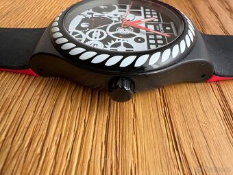 Swatch Schwiiz Sistem51 - 4