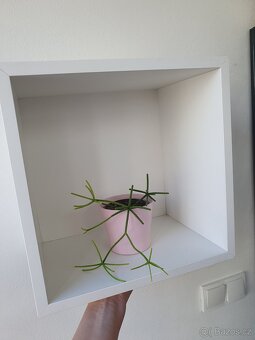 Skříňka Eket Ikea - 4