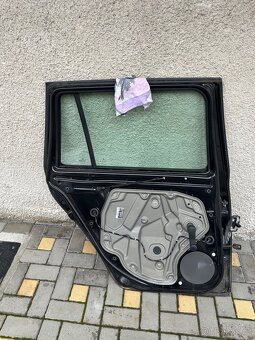Škoda Octavia 2 všechny dveře - 4