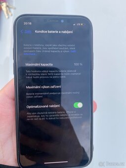 iPhone X - 4