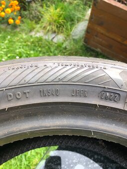 Pneu Good Year 225/50/17 - 98W - 7mm - 4
