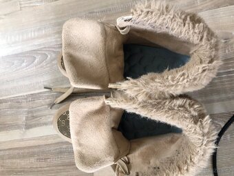 Damske zimni kotnikove boty - 4