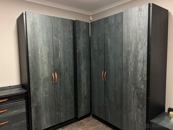 Prodám studentský nábytek v kompletní sestavě - 4