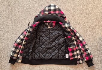 Atraktivní dámská kostkovaná zimní bunda s kapucí vel. S - 4