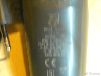 Holící strojek Philips - 4