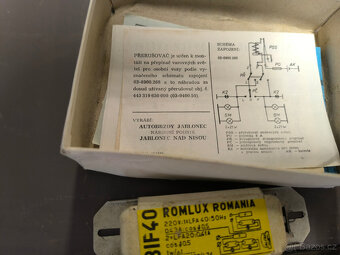 staré náhradné dily - 4