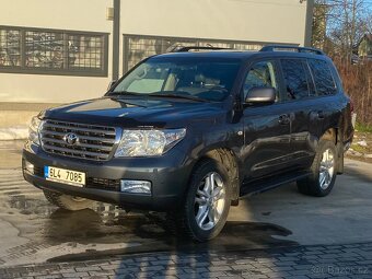 Toyota land cruiser 200 4,5d, 210kw - 4
