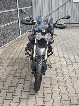 Moto Guzzi V85TT Nero Etna - 4
