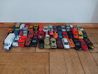 Hotwheels - 4