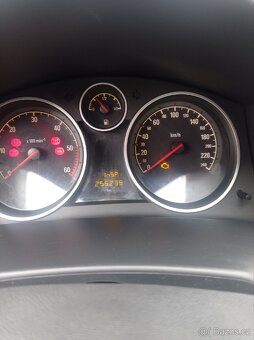 Opel Astra H. - 4