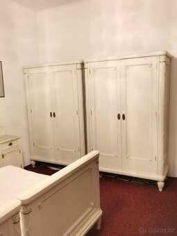 Soubor starožitného nábytku z konce 19. stol. - 4