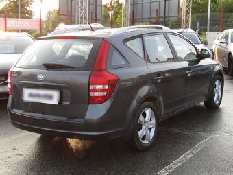 Kia Ceed 1.4 i , 80 kW benzín, 2009 - 4