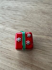 Červený dárek se zel. stuhou přívěsek na Pandora náramek - 4