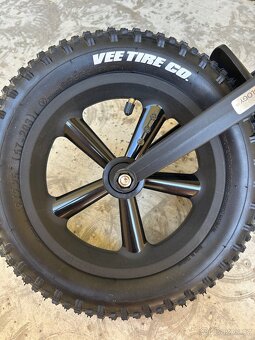 Dětské FirstBike Odrážedlo FAT Red - 4