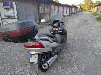 Suzuki Burgman AN400 - 4