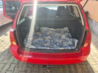Golf 1,9tdi 4x4,r.v.2005,tažné,platná stk.Velmi zachovalý. - 4