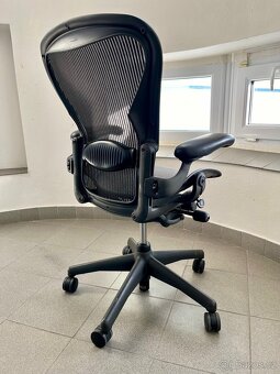 kancelářská židle Herman Miller - 4